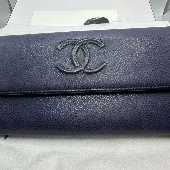 The House of Chanel Wallet - Picture 10 of 13